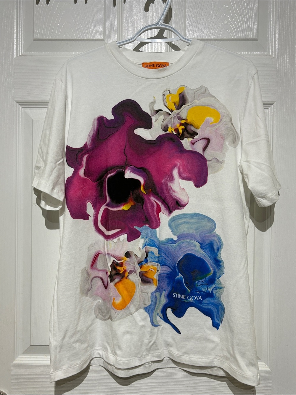 STINE GOYA White Tee with Magenta, Blue & Yellow Floral Swirls